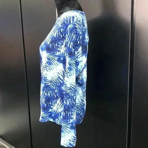 Lands’ End Rash Guard,long sleeve,round neck, blue tie dye burst swim/beach top - Picture 3 of 8